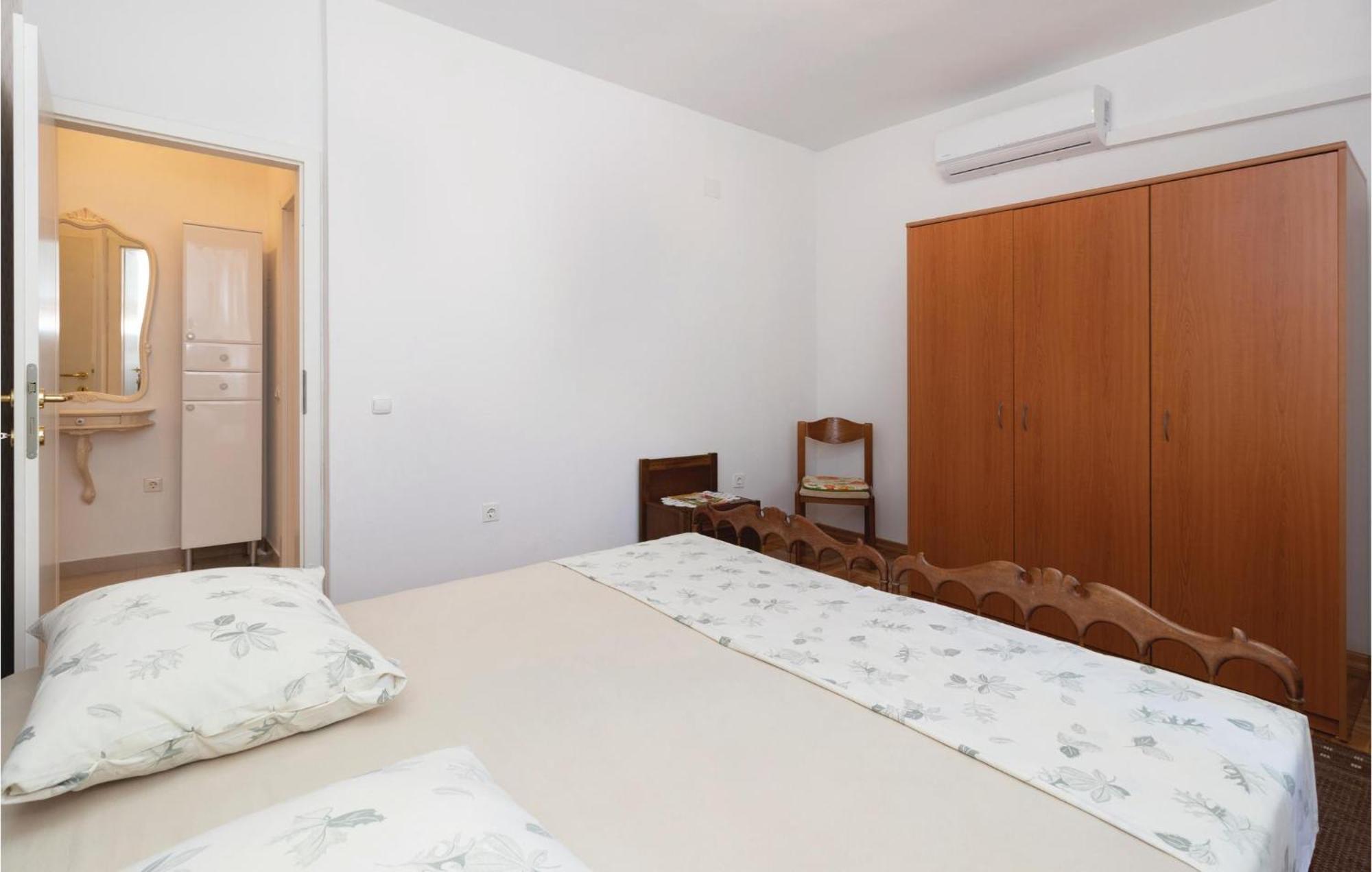 1 Bedroom Stunning Apartment In 자다르 외부 사진